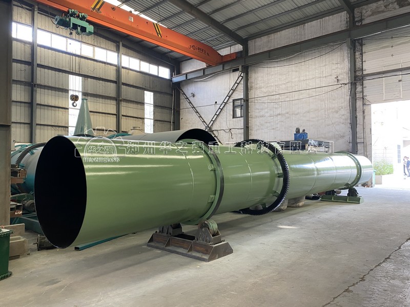 雞糞有機(jī)肥生產(chǎn)線中需要烘干機(jī)嗎？